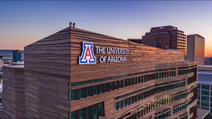 University of Phoenix akreditasi dan reputasi di mata dunia kerja